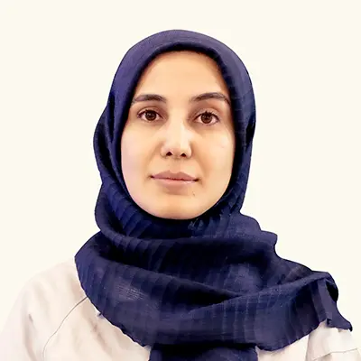 مهدیه یارقلی کارشناس فروش تجهیزات بیناطب